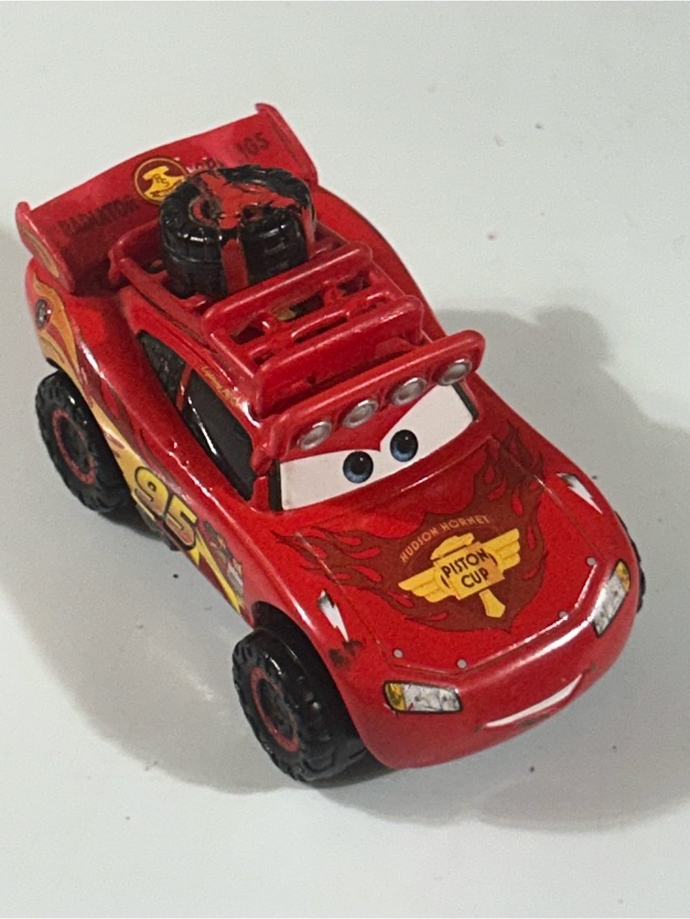 Disney Pixar Cars Radiator Springs 500 1/2 Off-Road Lightning McQueen 1:55
